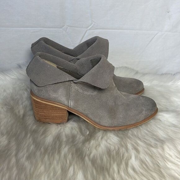 BP. Grey Suede Cuffable Pull On Booties Sz 6 - Picture 4 of 6